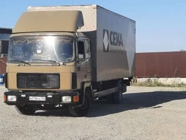Грузовой фургон MAN 12.272