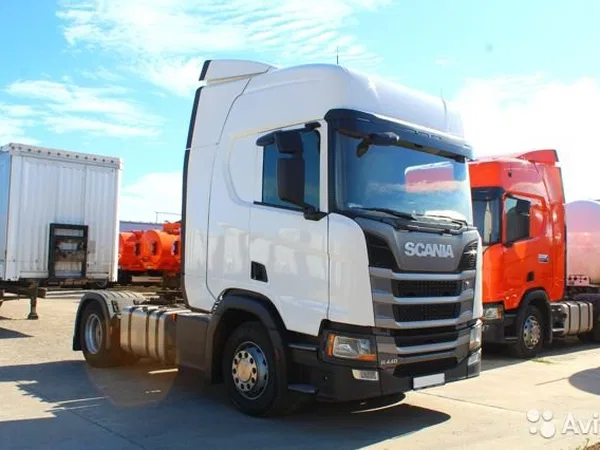 Седельный тягач Scania R440
