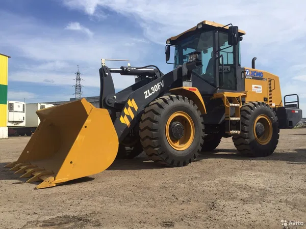 Фронтальный погрузчик XCMG ZL30FV