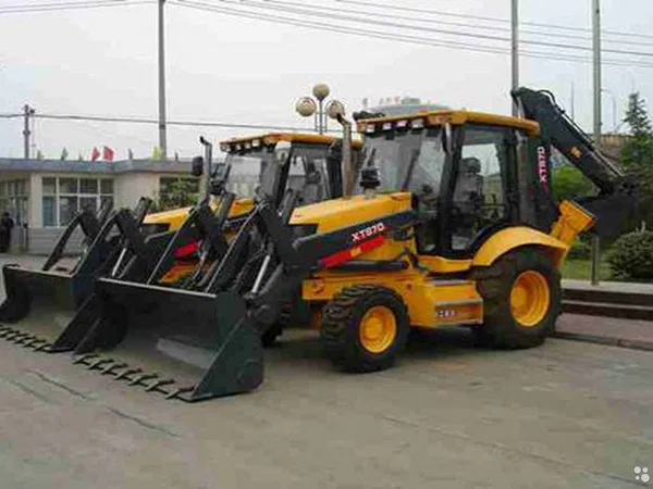 Экскаватор-погрузчик XCMG XT860