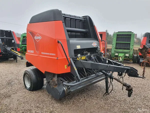 Пресс-подборщик Kuhn 2160