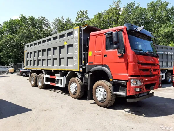 Самосвал HOWO HW76