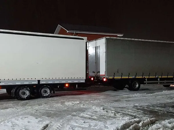 Тентованный прицеп Трансмаш