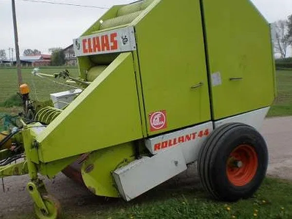 Пресс-подборщик Claas Rollant 44