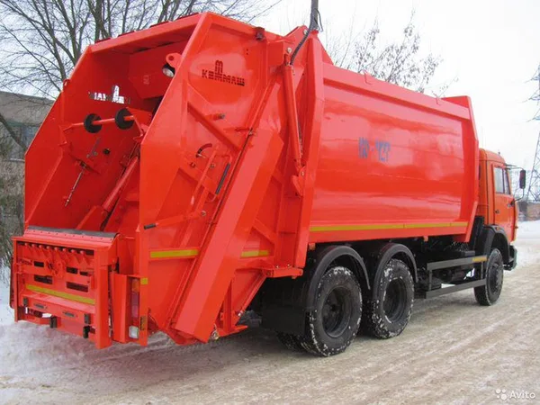 Мусоровоз Коммаш Мценск КО-427-80 на шасси КамАЗ 65115