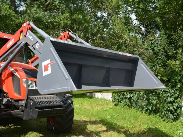 Навесной погрузчик (КУН) Metal-Fach T-229