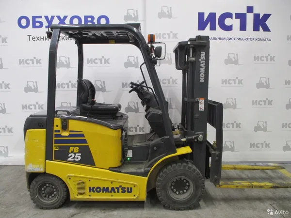 Вилочный погрузчик Komatsu FB25-12