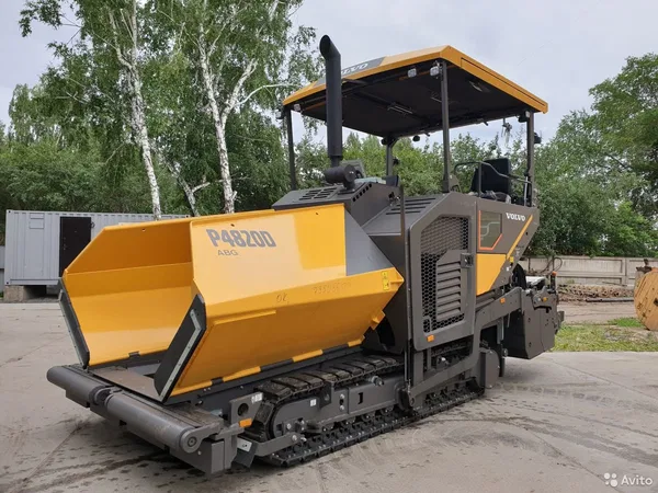 Асфальтоукладчик Volvo ABG 4820 D