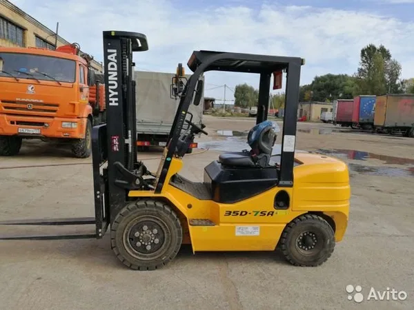 Вилочный погрузчик hyundai 35D-7SA