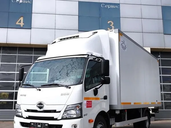 Рефрижераторный фургон Hino 300 (Dutro)