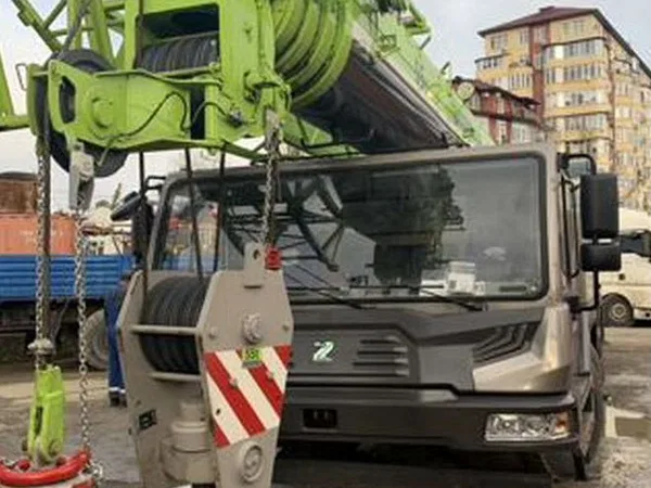 Автокран Zoomlion QY55V