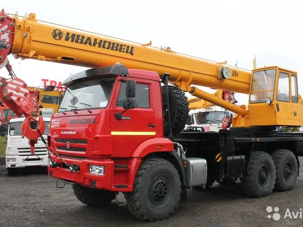 Автокран Ивановец КС-45717К-3 на шасси КамАЗ 43118