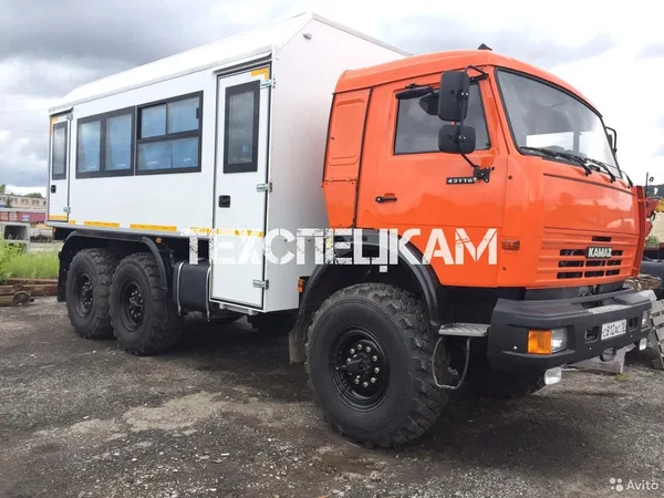 Вахтовый автобус НефАЗ VIP