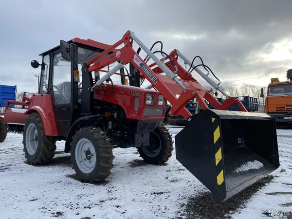 Трактор МТЗ Беларус 320.4