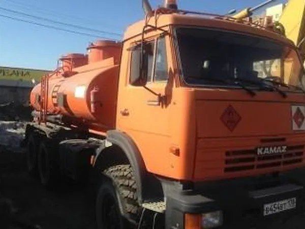Бензовоз НефАЗ 66062-10 АТЗ