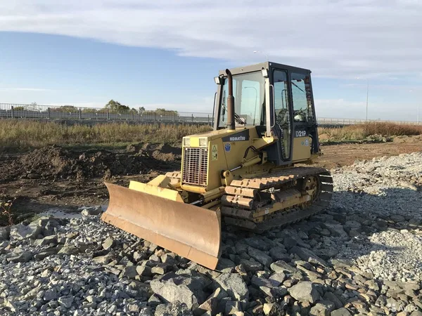 Гусеничный бульдозер Komatsu D21