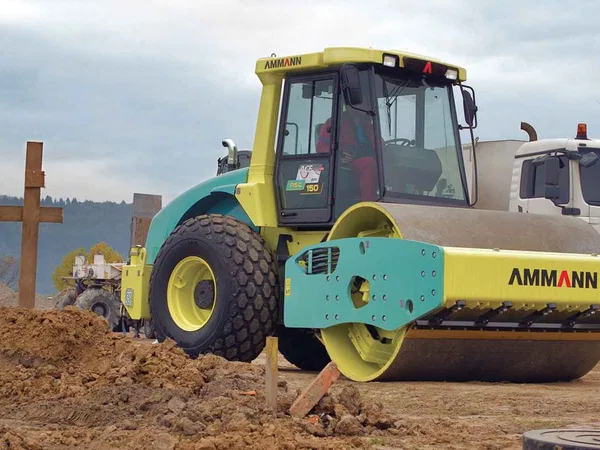 Грунтовый каток Ammann ASC 150D