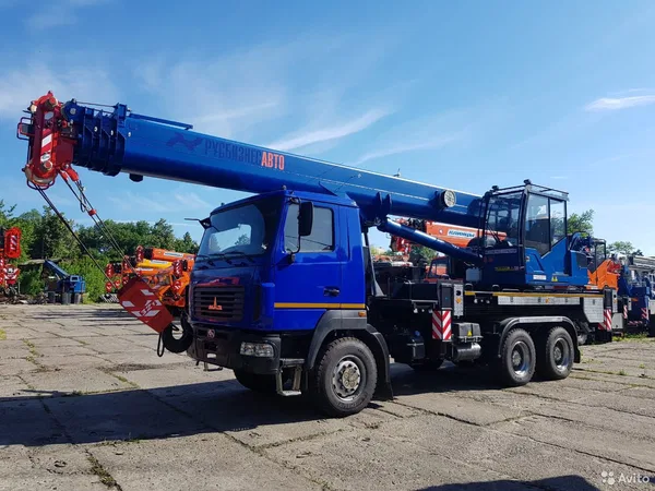 Автокран Клинцы КС-55729-6К-3 на шасси МАЗ 6302С5