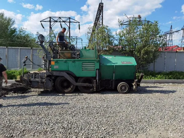 Асфальтоукладчик XCMG RP451L