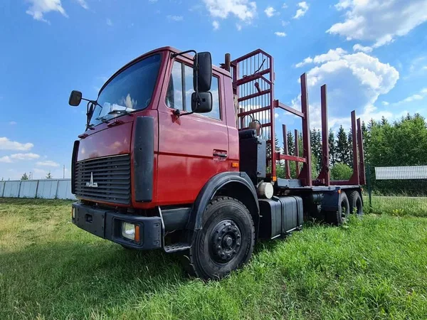 Сортиментовоз МАЗ 6303А5