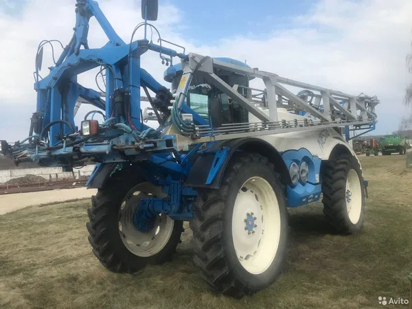 Самоходный опрыскиватель Matrot Maestria 2345