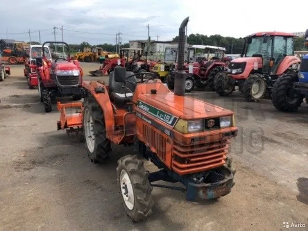 Мини-трактор Kubota L1-18D (50021560)