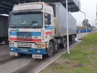 Седельный тягач Volvo FH16