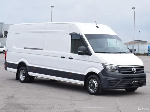 Цельнометаллический фургон Volkswagen Crafter