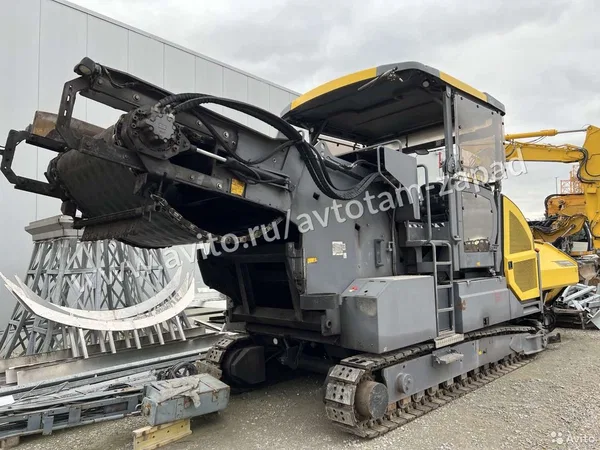 Перегружатель асфальта Dynapac MF2500CS