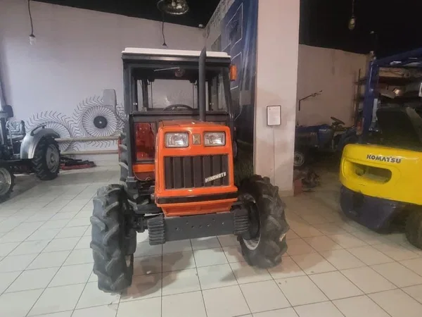 Трактор Hinomoto N329