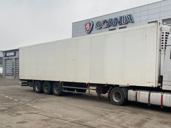 Полуприцеп рефрижератор Schmitz Cargobull SKO 24