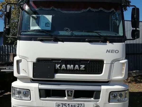 Седельный тягач КамАЗ 5490-DC
