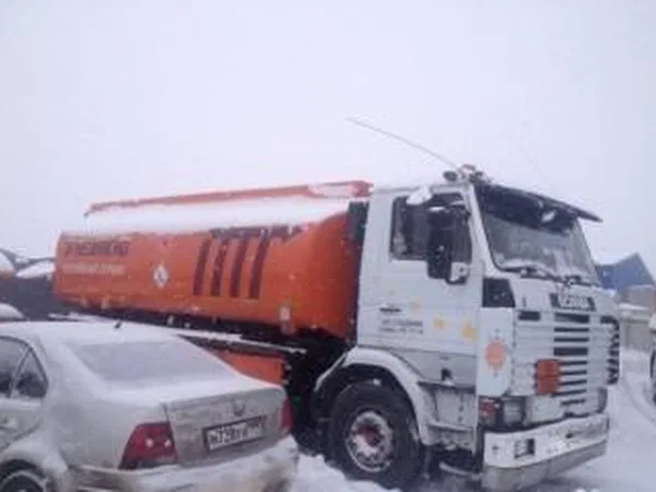 Бензовоз Scania 143 ML