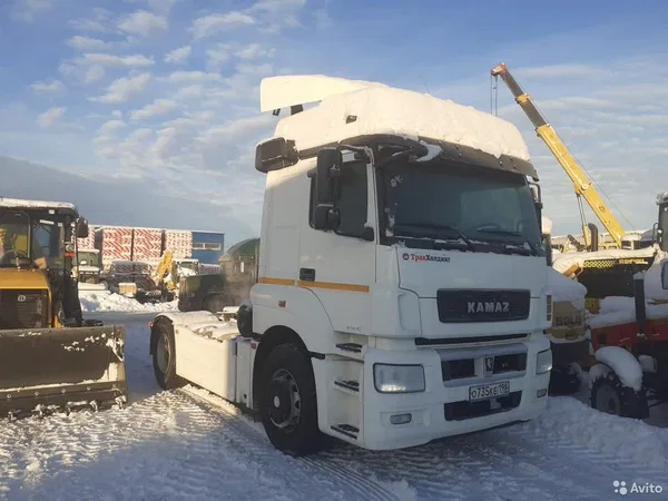 Седельный тягач КамАЗ 5490