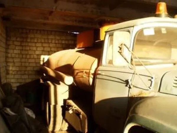 Бензовоз ЗИЛ 431412