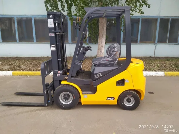 Вилочный погрузчик UN Forklifts FD15T