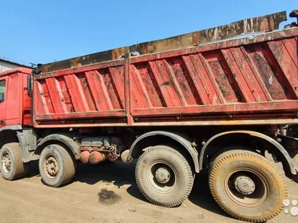 Самосвал Mercedes-Benz Actros 4141