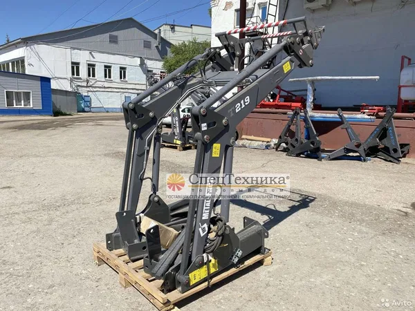 Навесной погрузчик (КУН) Metal-Fach T-219