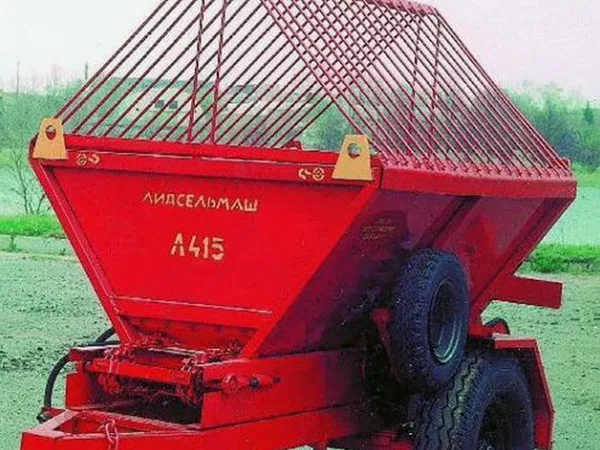 Прицеп-разбрасыватель Лидсельмаш Л-415