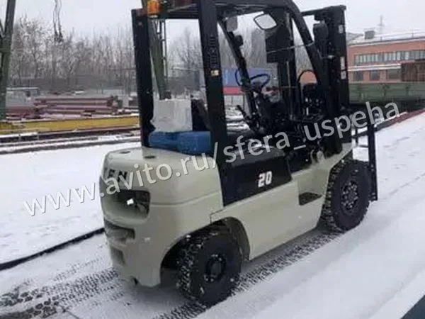 Вилочный погрузчик TFN CPCD20-AG2