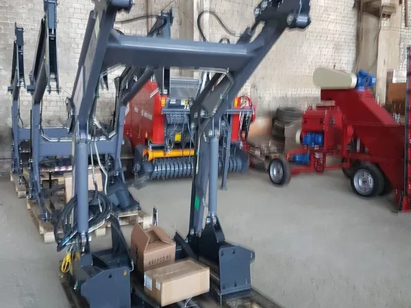 Навесной погрузчик (КУН) Metal-Fach T-219