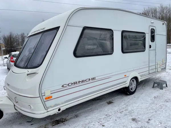 Прицеп-дача (кемпер) Swift Corniche