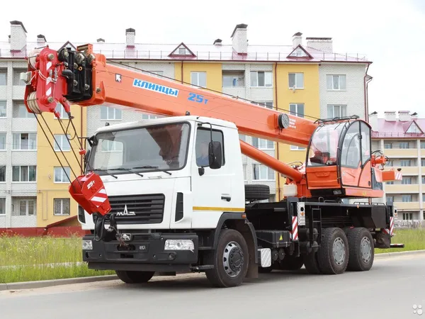 Автокран Клинцы КС-55713-6К-3 на шасси МАЗ 6312