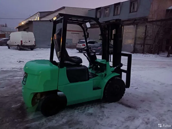 Вилочный погрузчик Dalian CPCD30
