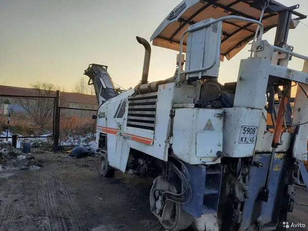 Дорожная фреза Wirtgen 1000F
