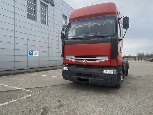 Седельный тягач Renault Premium