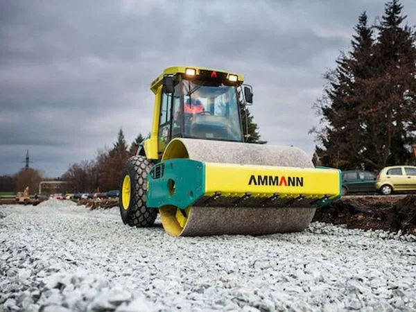 Грунтовый каток Ammann ASC 110D