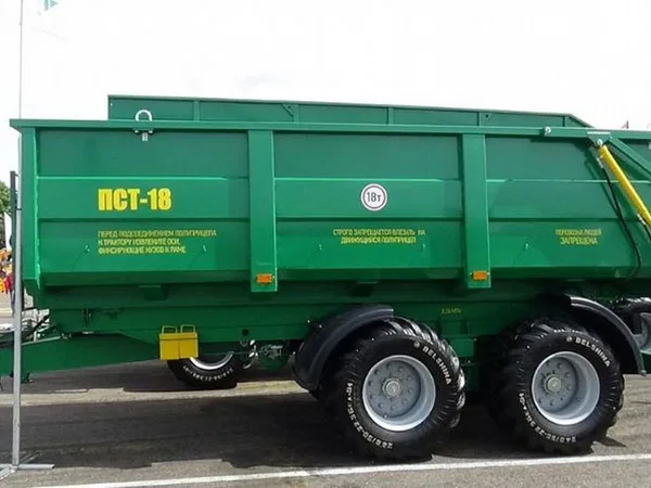 Тракторный прицеп Бобруйскагромаш ПСТ-18