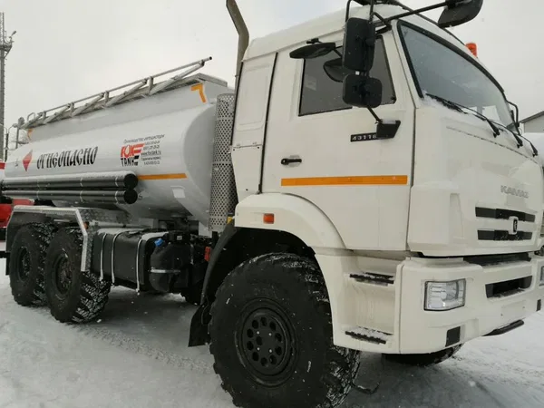 Бензовоз КамАЗ 43118-23027-50 (9666P1 АТЗ-12 м3)