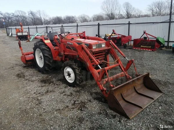 Мини-трактор Kubota L1-265